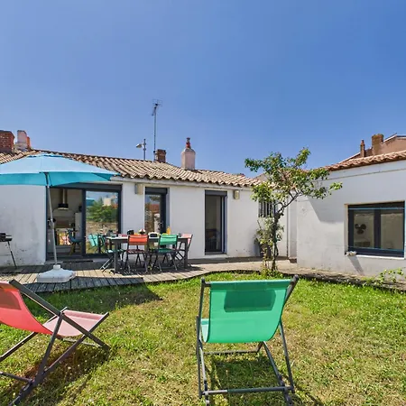 Dom wakacyjny Maison Avec Dependance Dans Le Jardin Pour 6 *