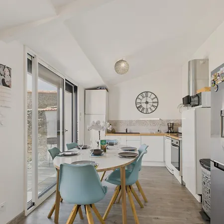 Maison Avec Dependance Dans Le Jardin Pour 6 Dom wakacyjny Les Sables-dʼOlonne